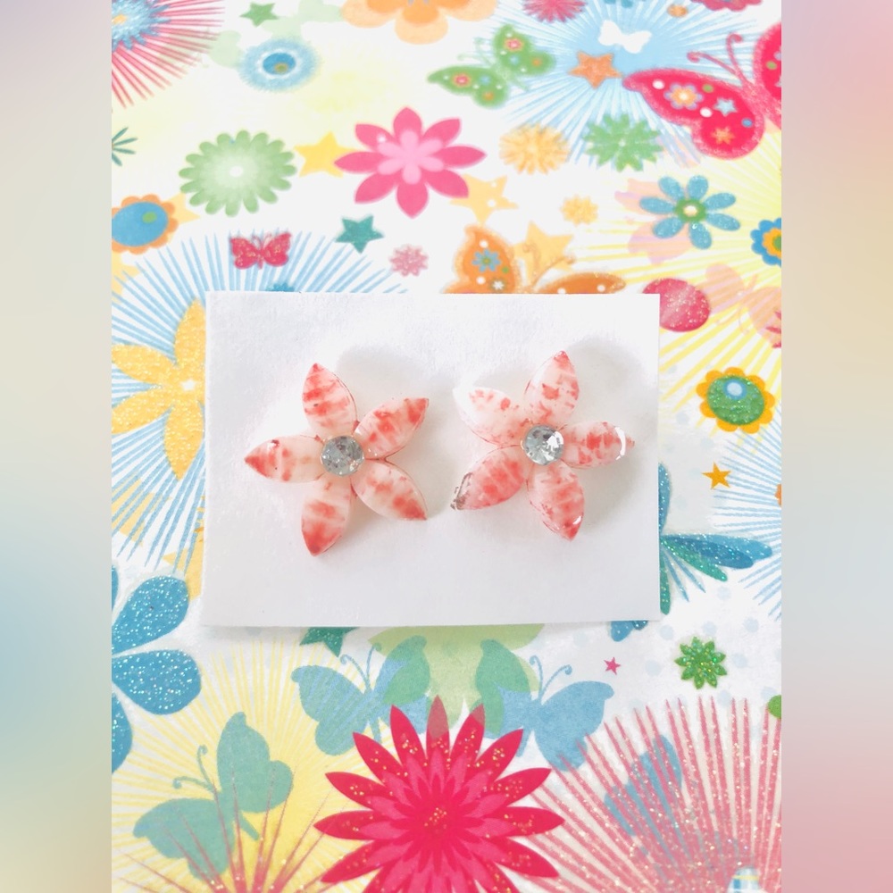 ⭐️5 for $25⭐️ Flower stud earrings - New - NWT